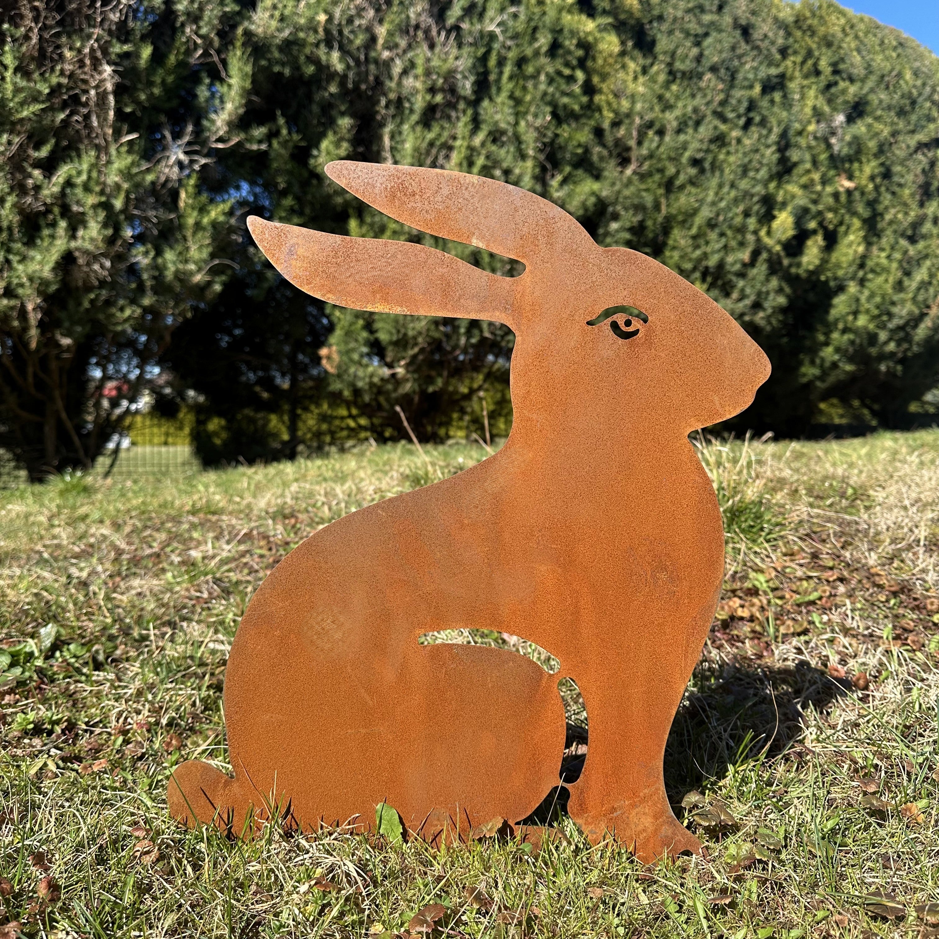 Kaninchen „Sitzend I”